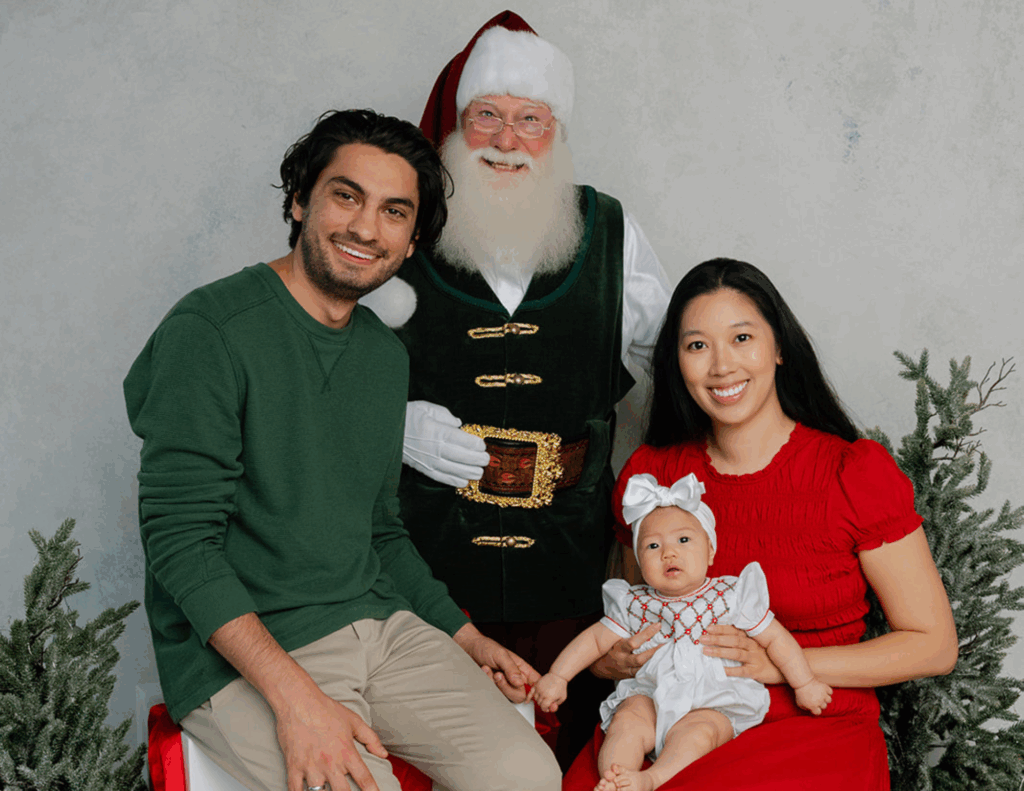 What to Wear for Santa Photos